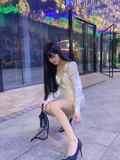 私人定制的花儿朵朵❤️_mmexport1645559264604.jpg
